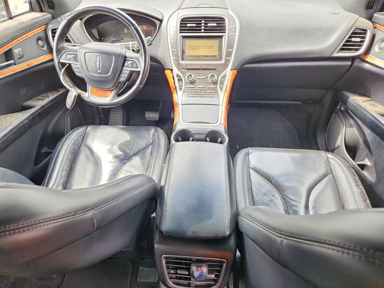 LINCOLN NAUTILUS 2019 — 9