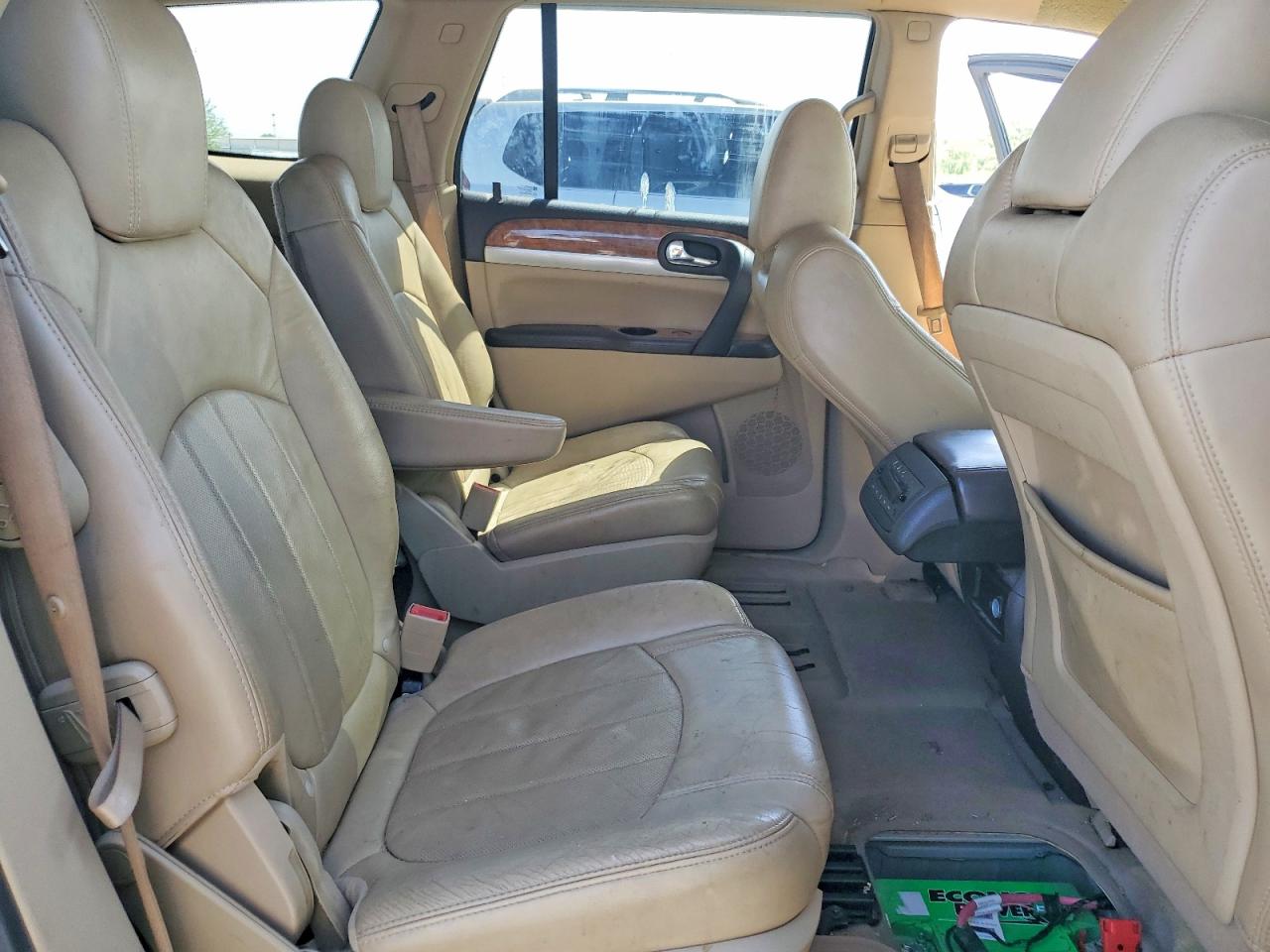 BUICK ENCLAVE 2010 — 12