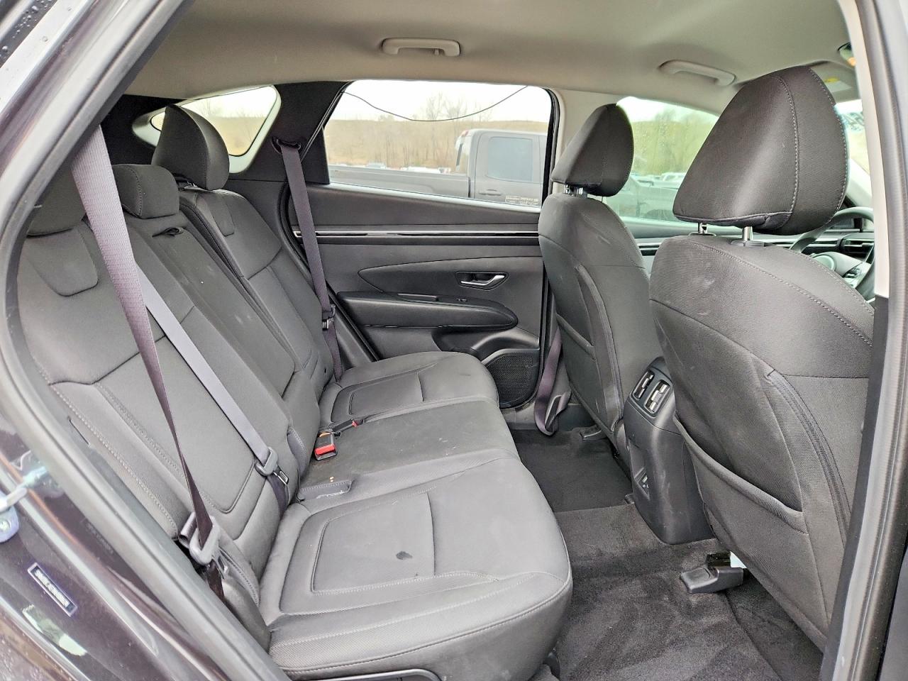 HYUNDAI TUCSON 2022 — 12
