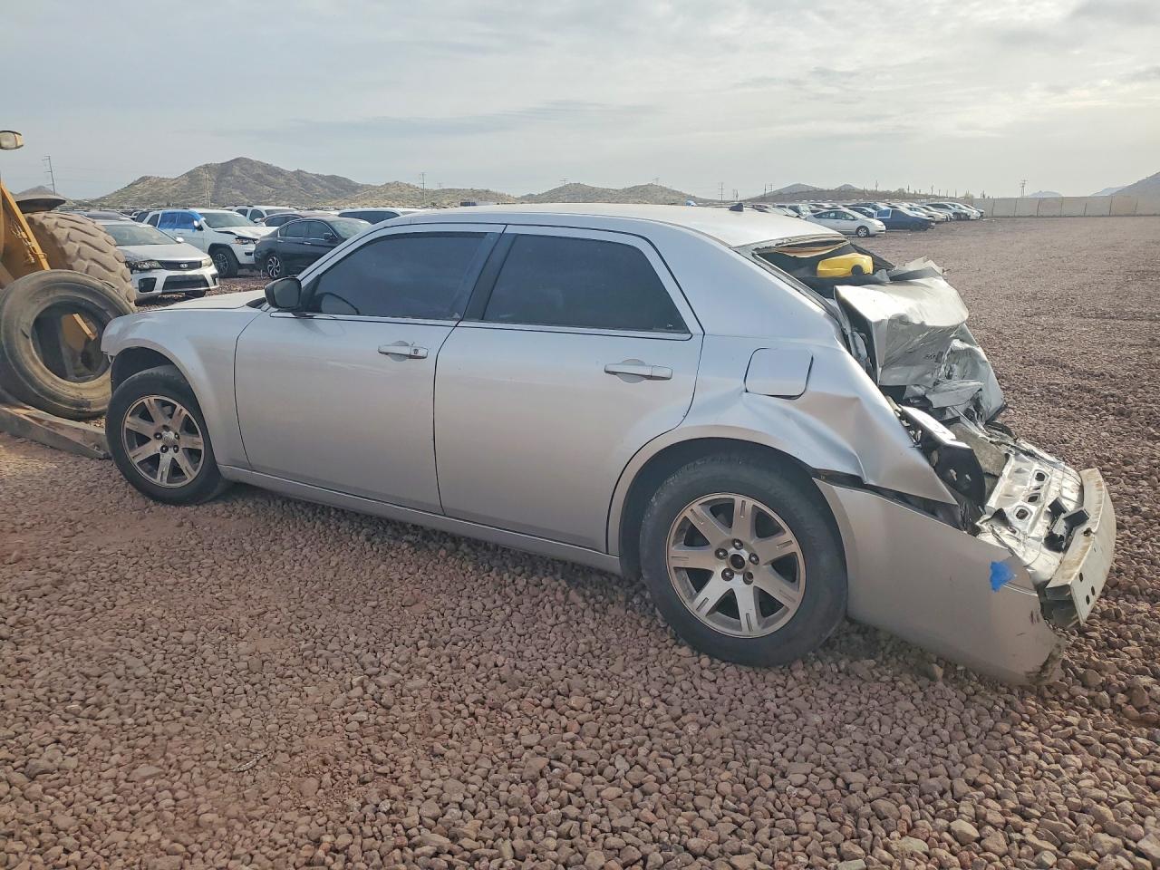 CHRYSLER 300 2008 — 3