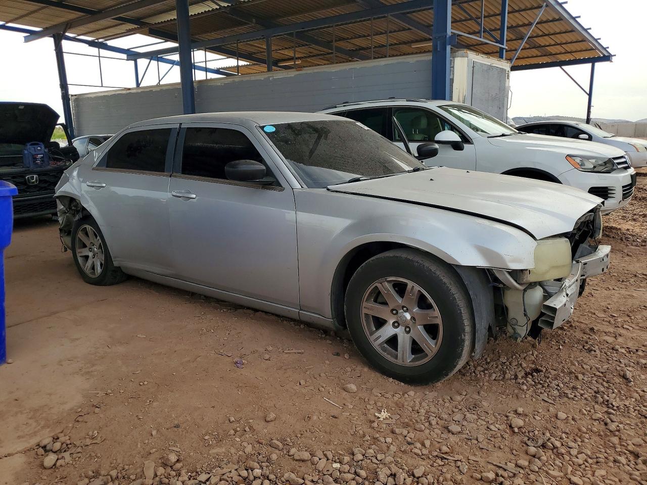 CHRYSLER 300 2008 — 5