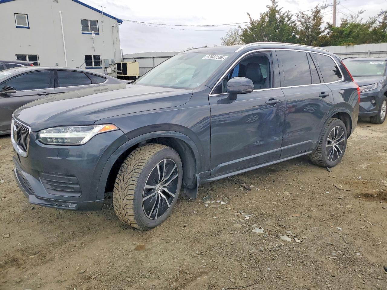 2020 VOLVO XC90 T6 MOMENTUM
