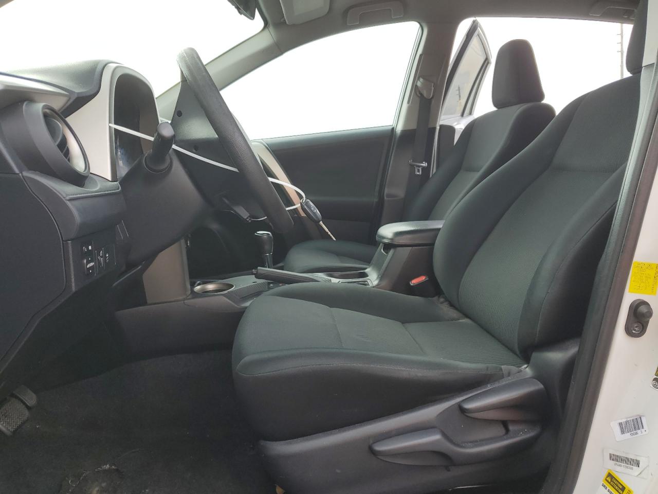 TOYOTA RAV4 2014 — 8