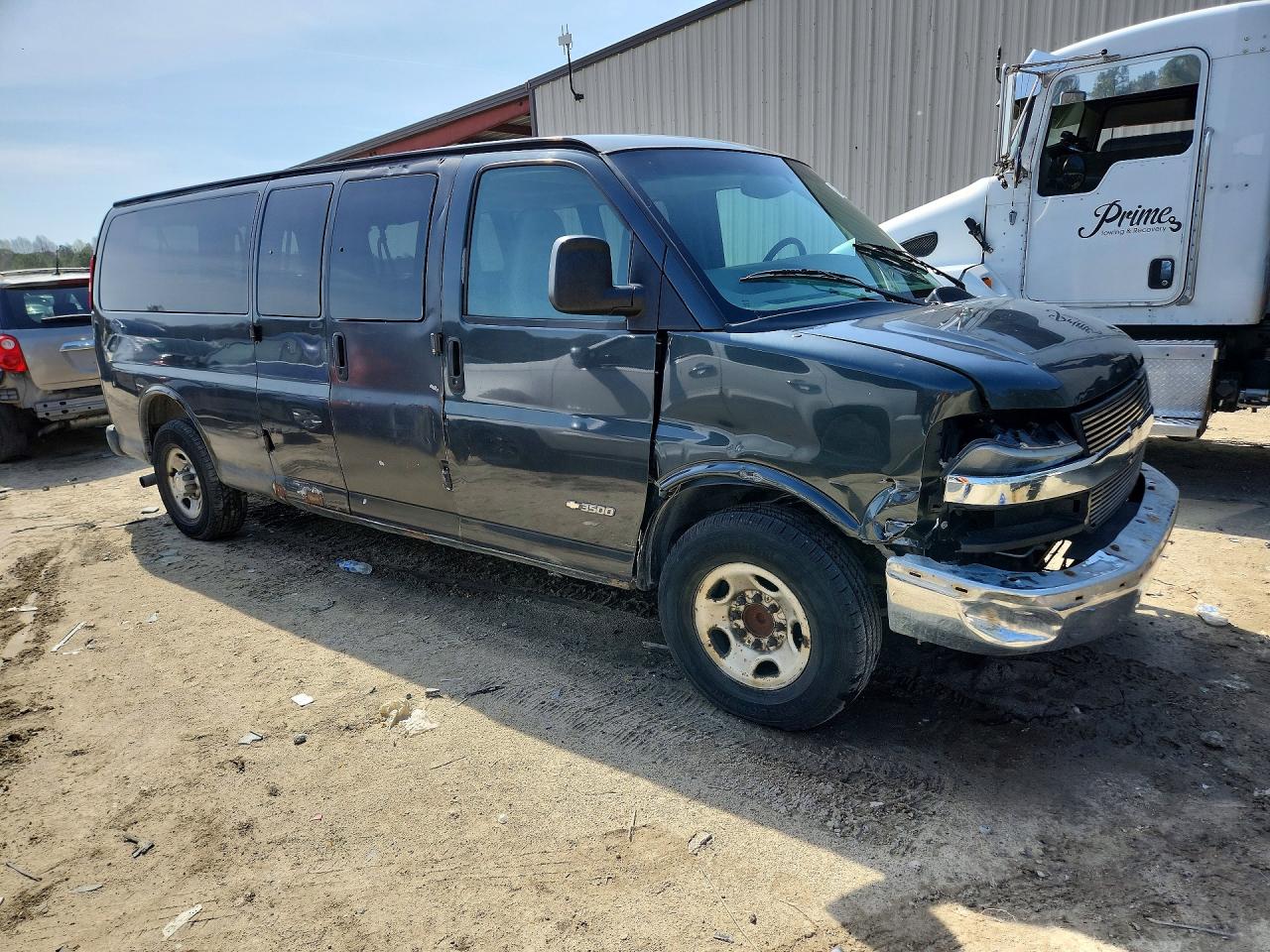 CHEVROLET EXPRESS G3500 2004 — 5