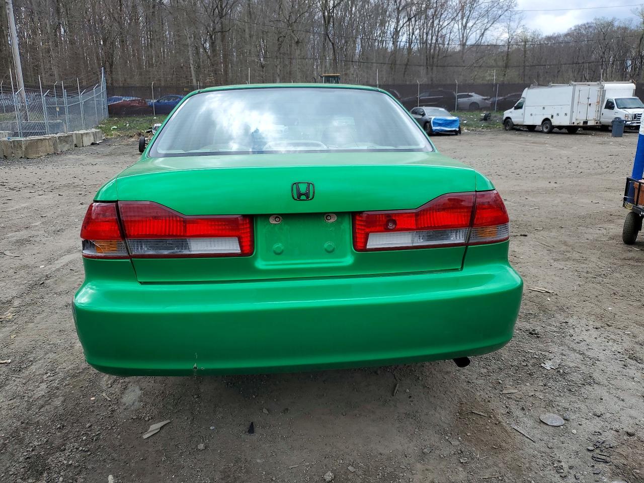 HONDA ACCORD 2002 — 7