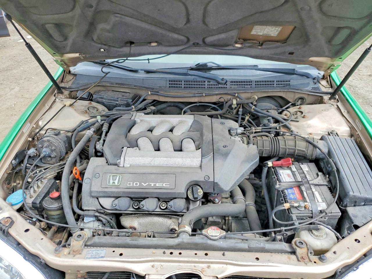 HONDA ACCORD 2002 — 12
