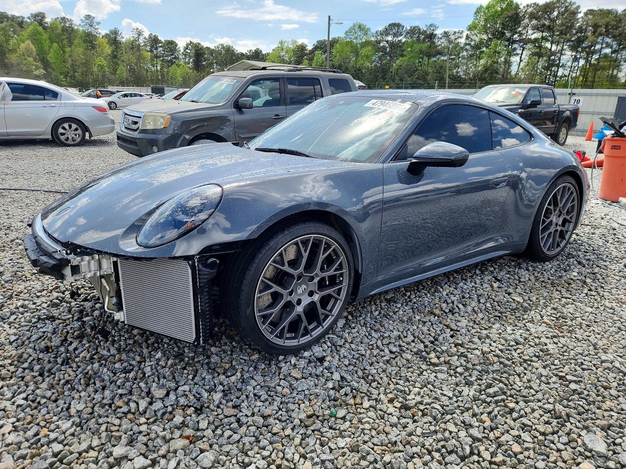 PORSCHE 911 2025 — 2