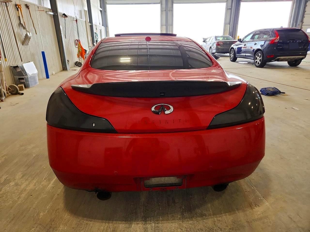 INFINITI G37 COUPE 2012 — 7
