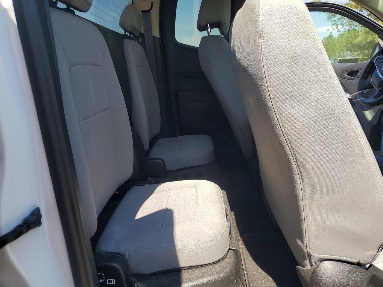 GMC CANYON 2016 — 11