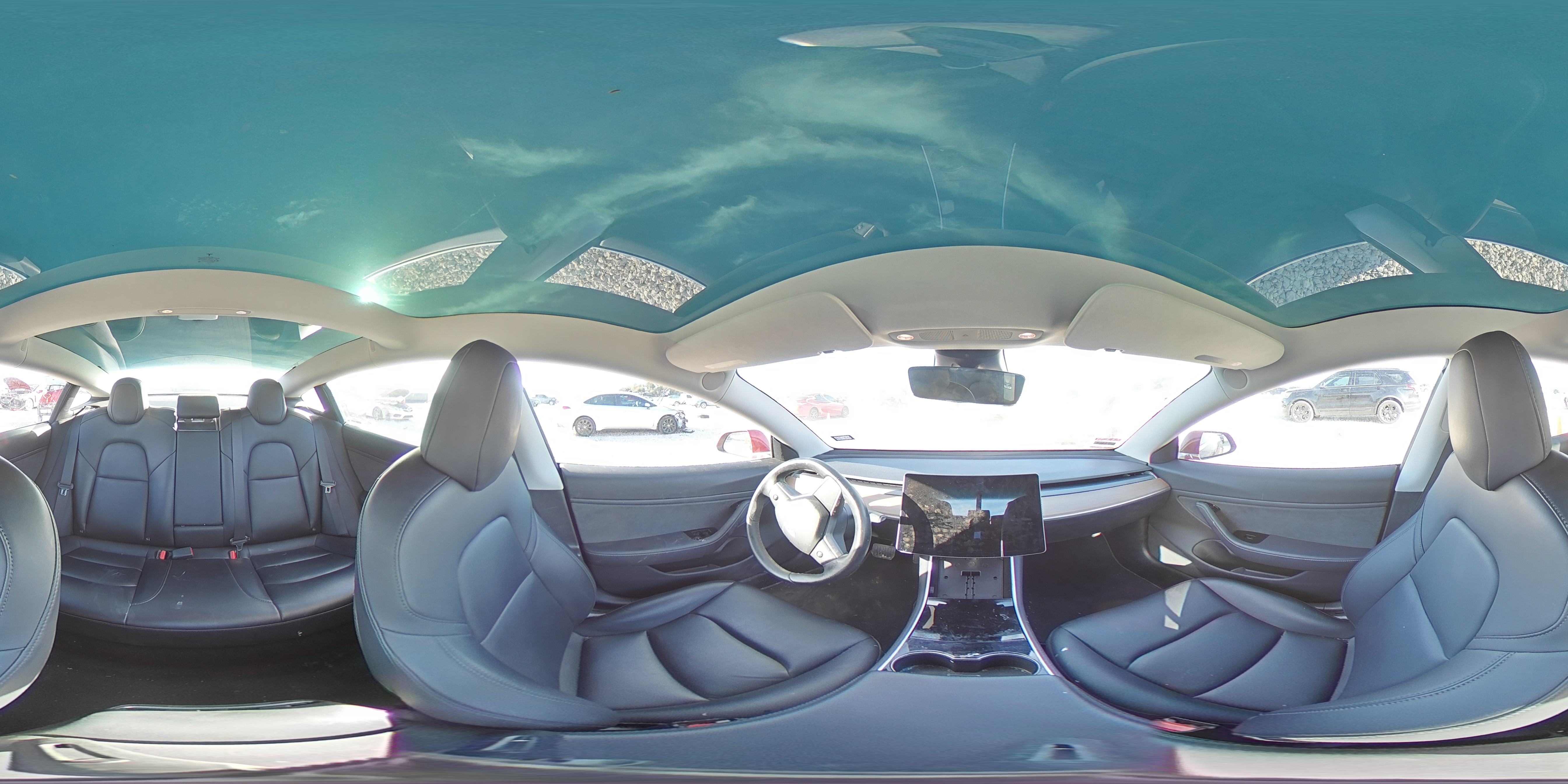 TESLA MODEL 3 2019 — 12