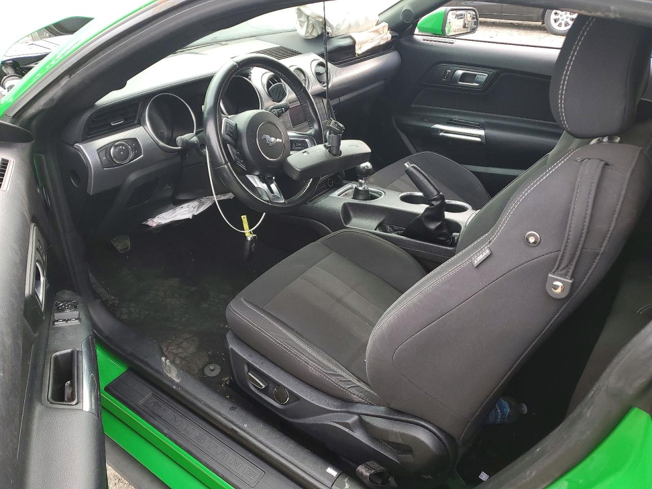 FORD MUSTANG GT 2019 — 9