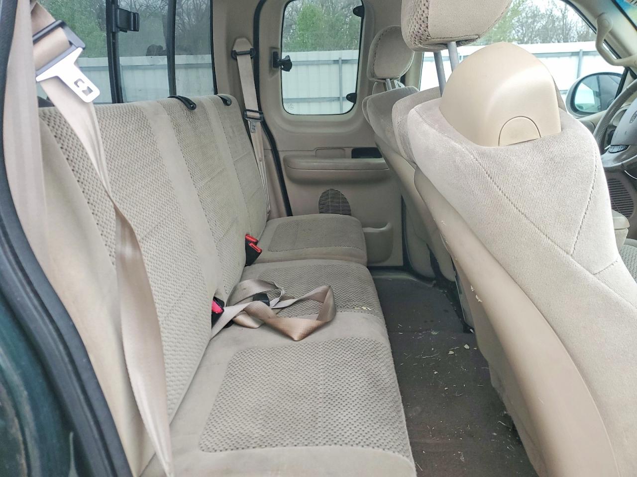 FORD F150 2001 — 11