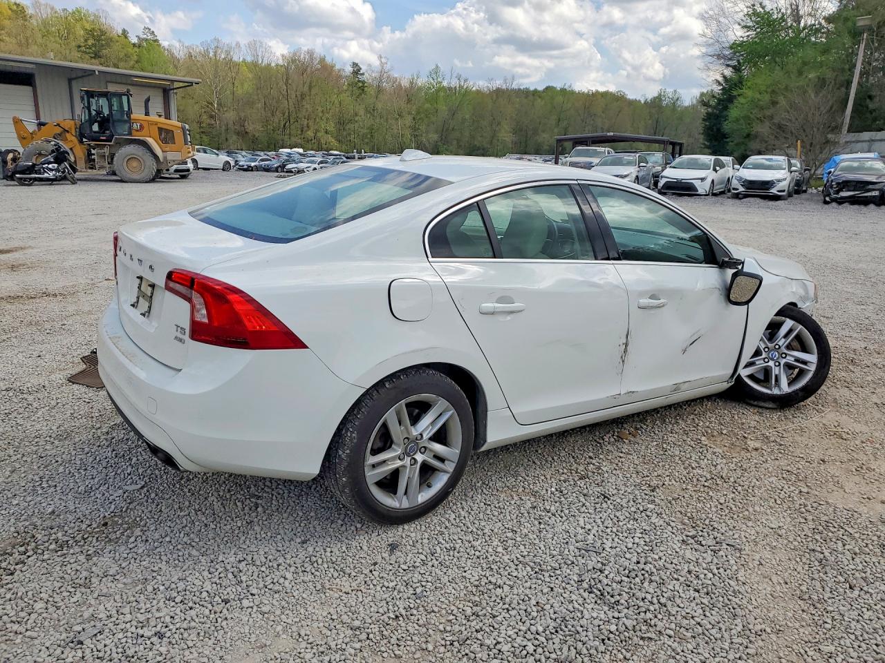 VOLVO S60 2015 — 4