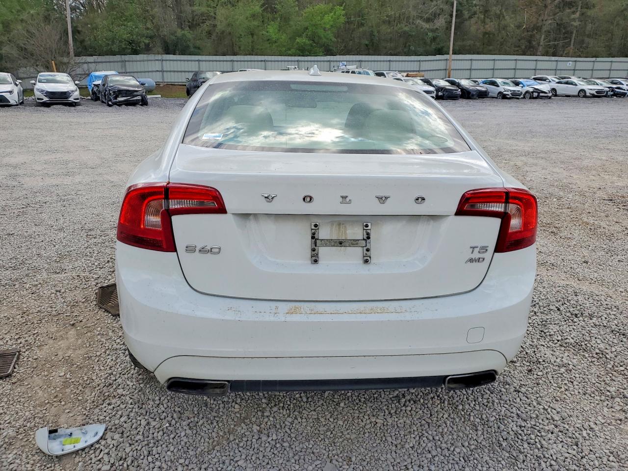 VOLVO S60 2015 — 7