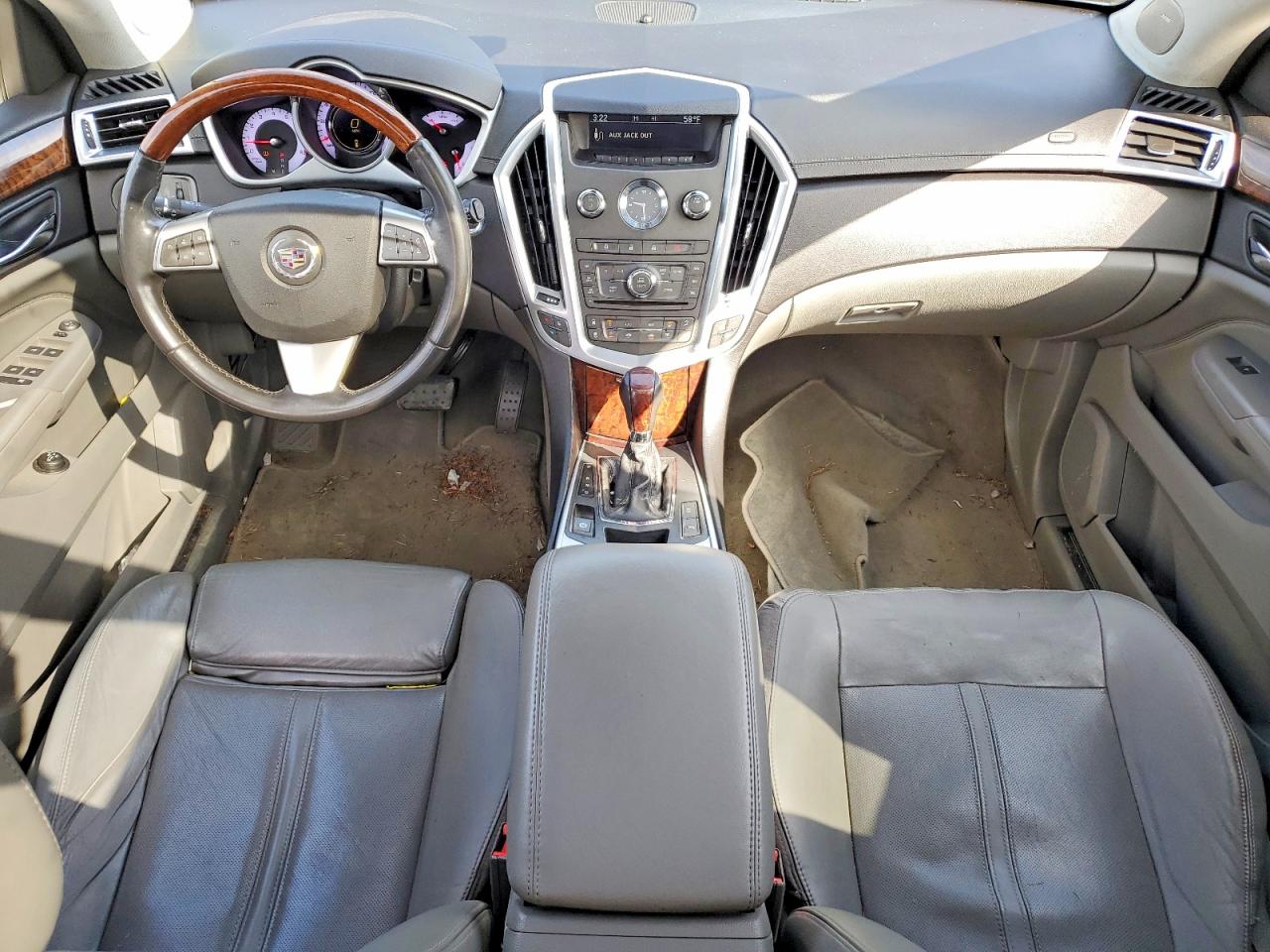 CADILLAC SRX 2010 — 9