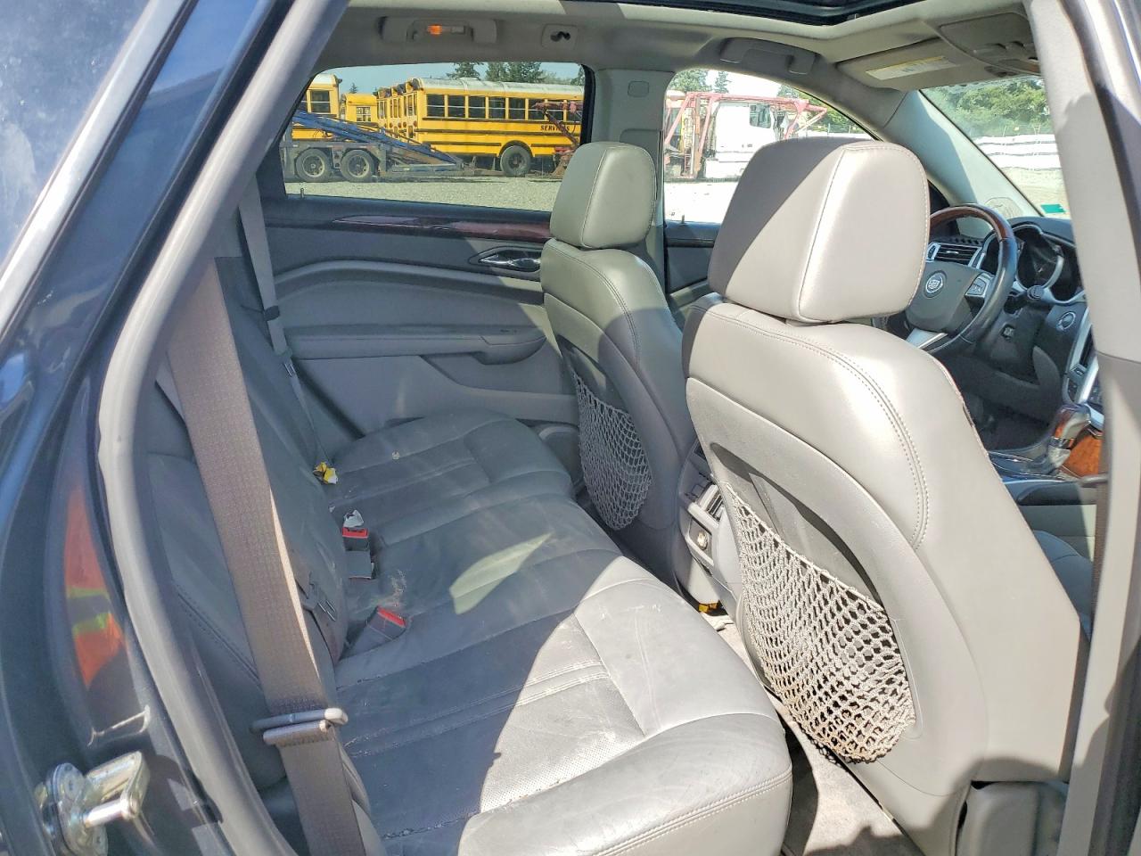CADILLAC SRX 2010 — 11
