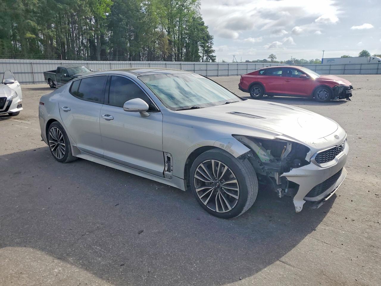 KIA STINGER 2018 — 5