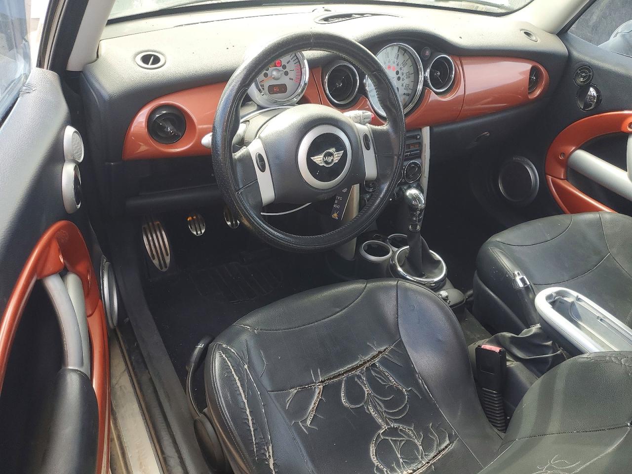 MINI COOPER 2003 — 9