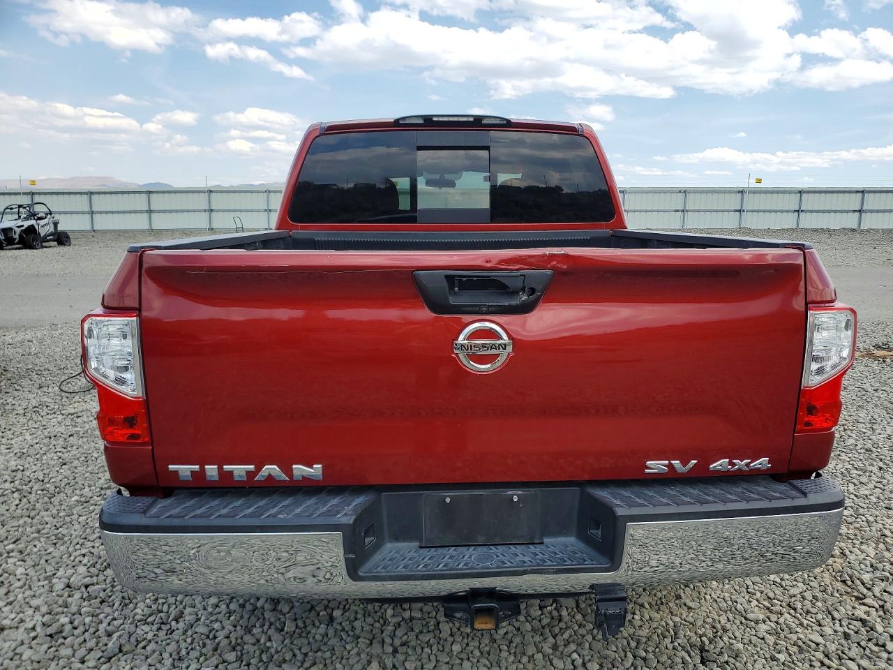 NISSAN TITAN 2019 — 7