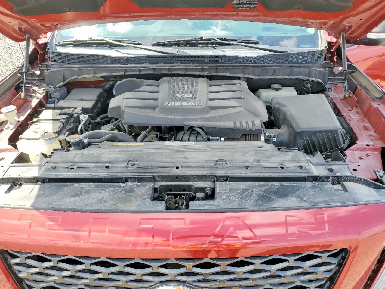 NISSAN TITAN 2019 — 12