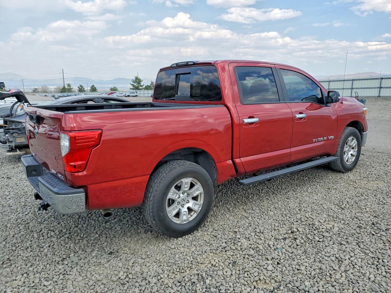 NISSAN TITAN 2019 — 4
