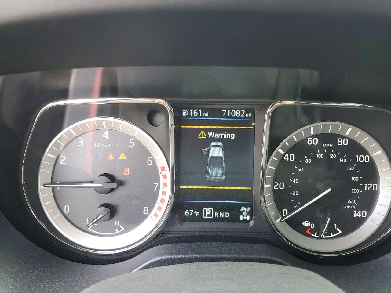 NISSAN TITAN 2019 — 10