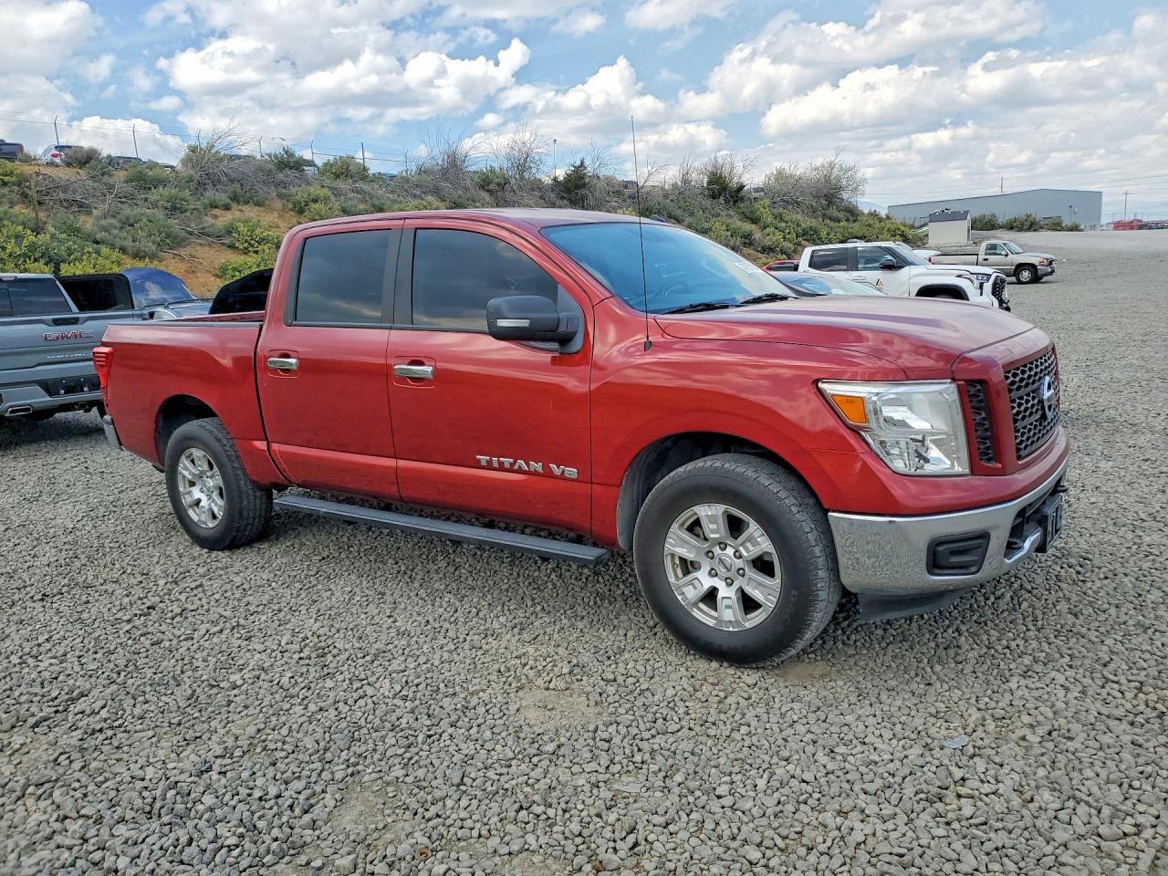 NISSAN TITAN 2019 — 5