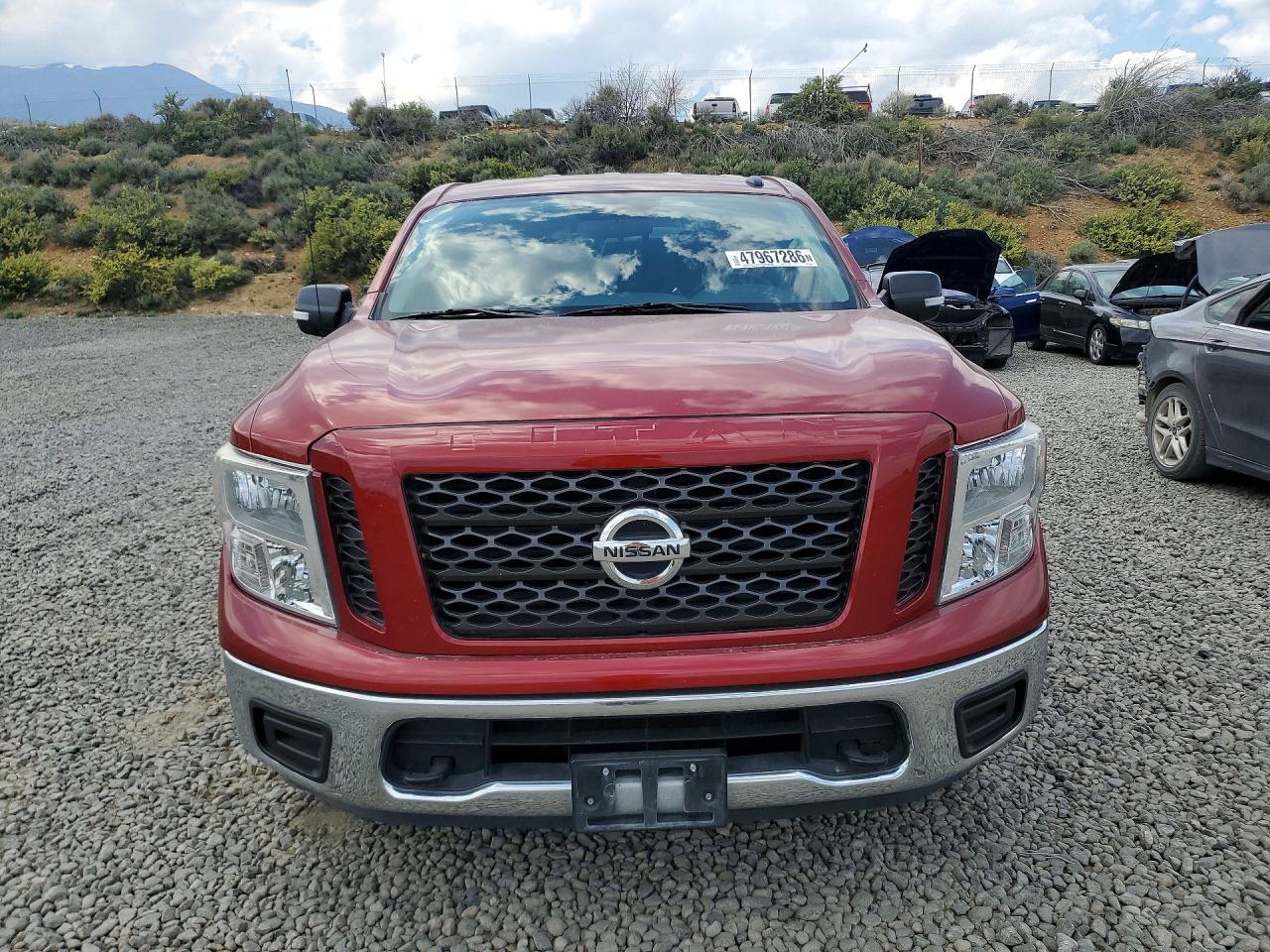 NISSAN TITAN 2019 — 6