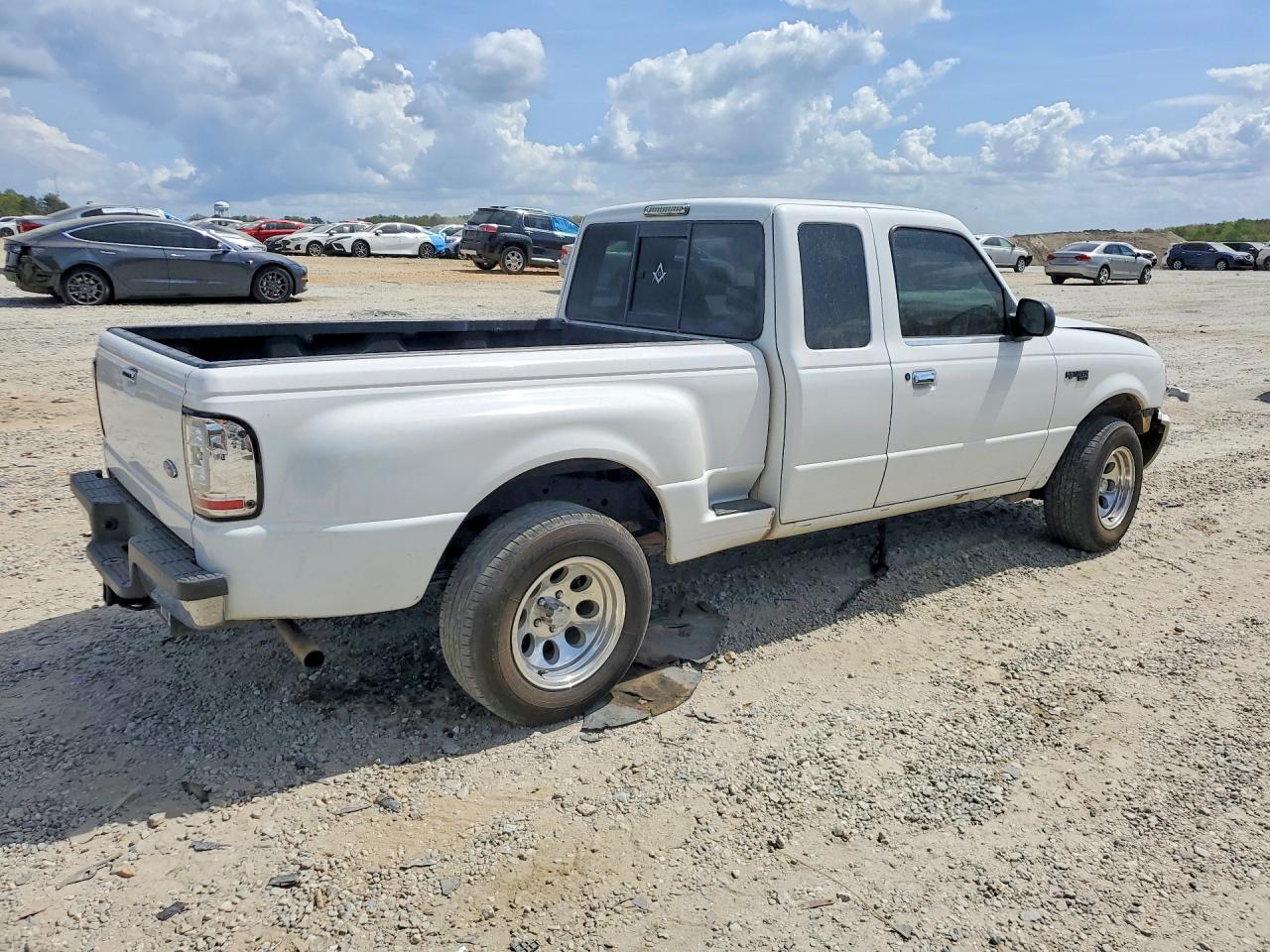 FORD RANGER 2001 — 4