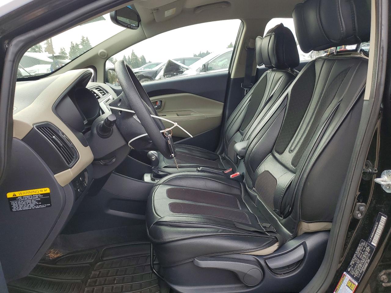 KIA RIO 2016 — 8