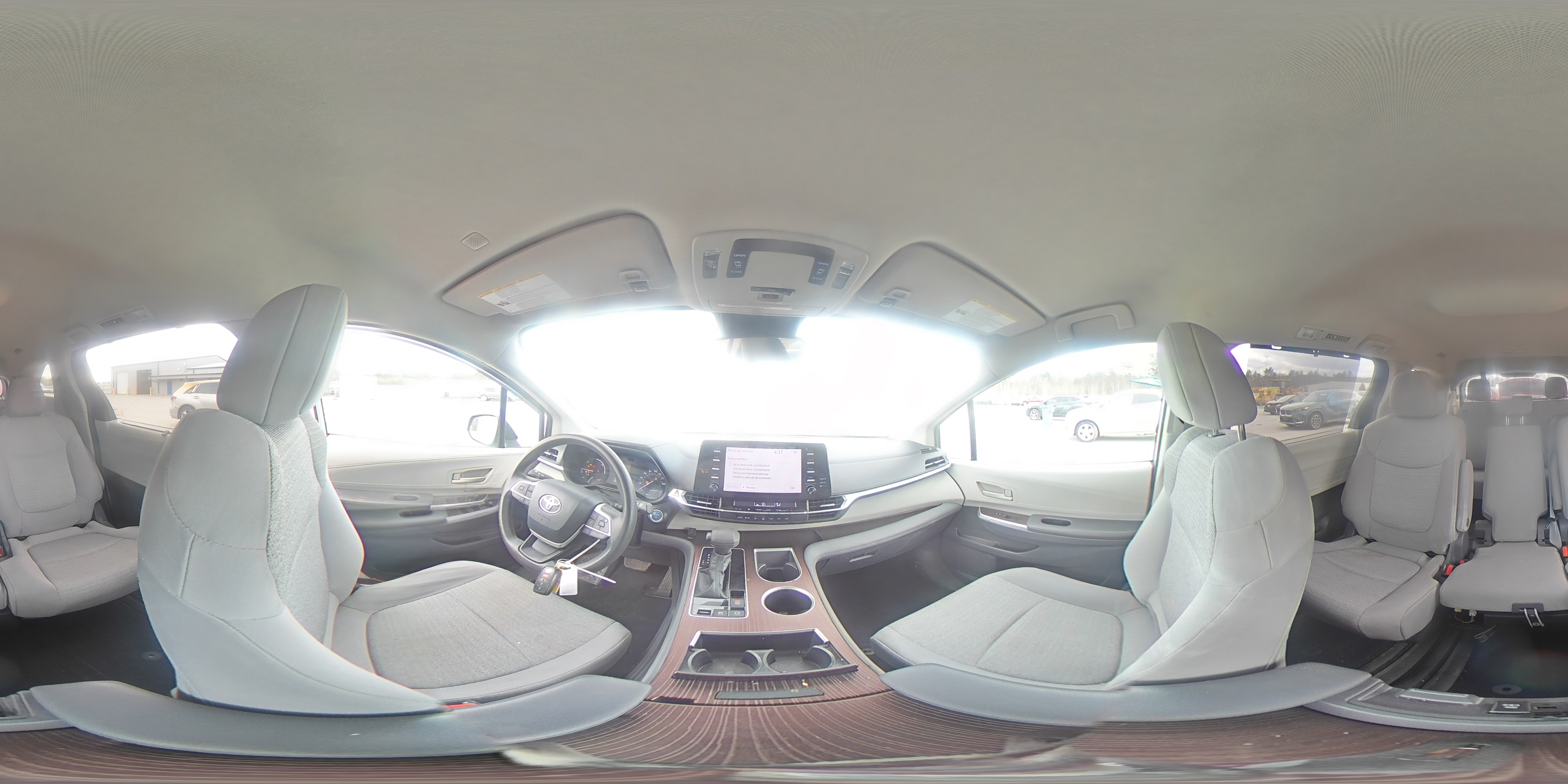 TOYOTA SIENNA 2021 — 16