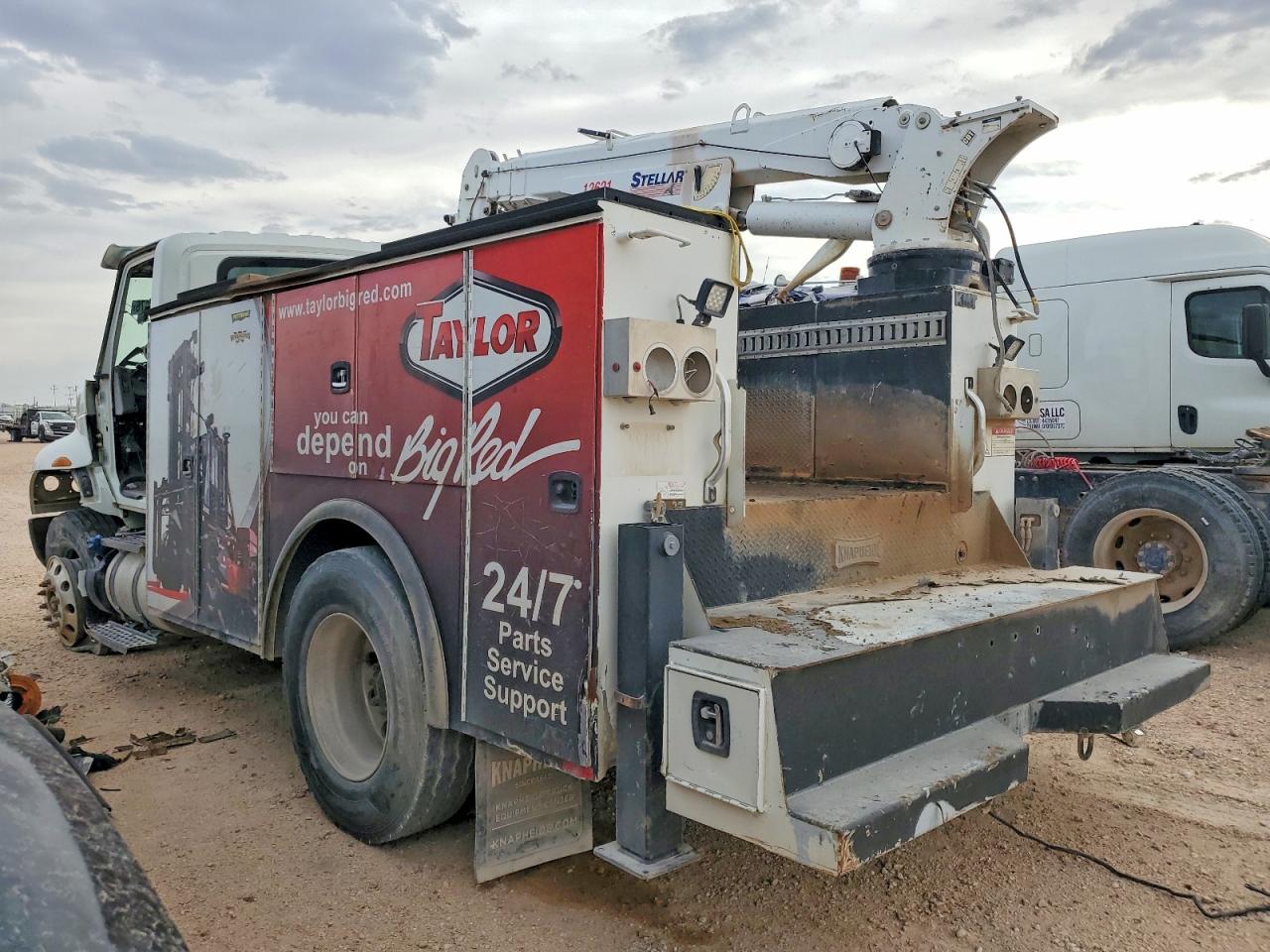 INTERNATIONAL 4000 2018 — 4