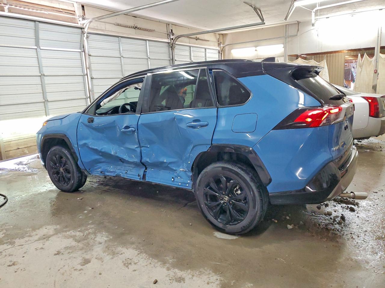 TOYOTA RAV4 HYBRID 2025 — 3