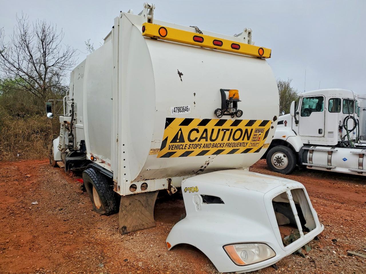 KENWORTH CONSTRUCTION 2019 — 4