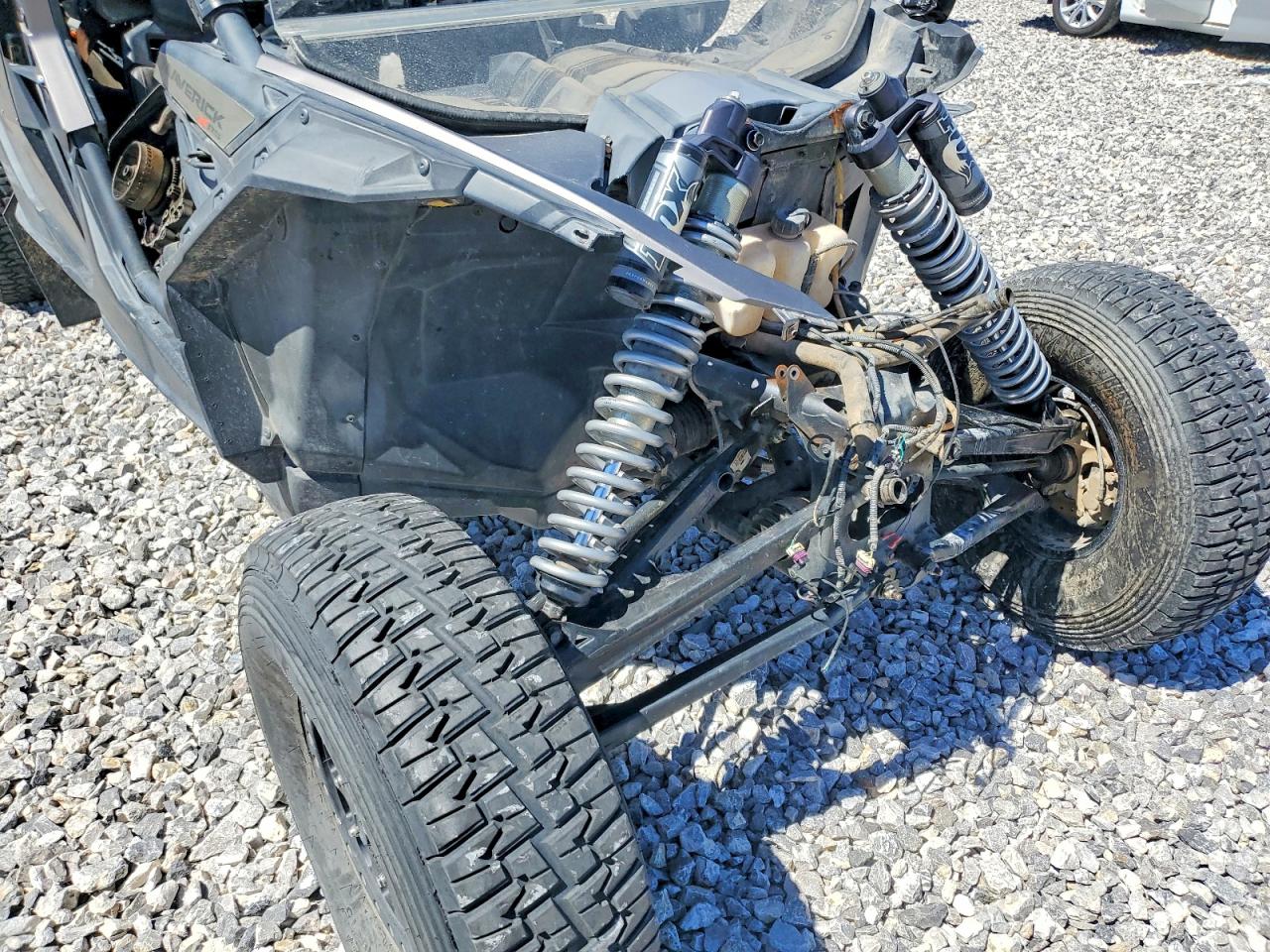 CAN-AM MAVERICK X3 2019 — 10