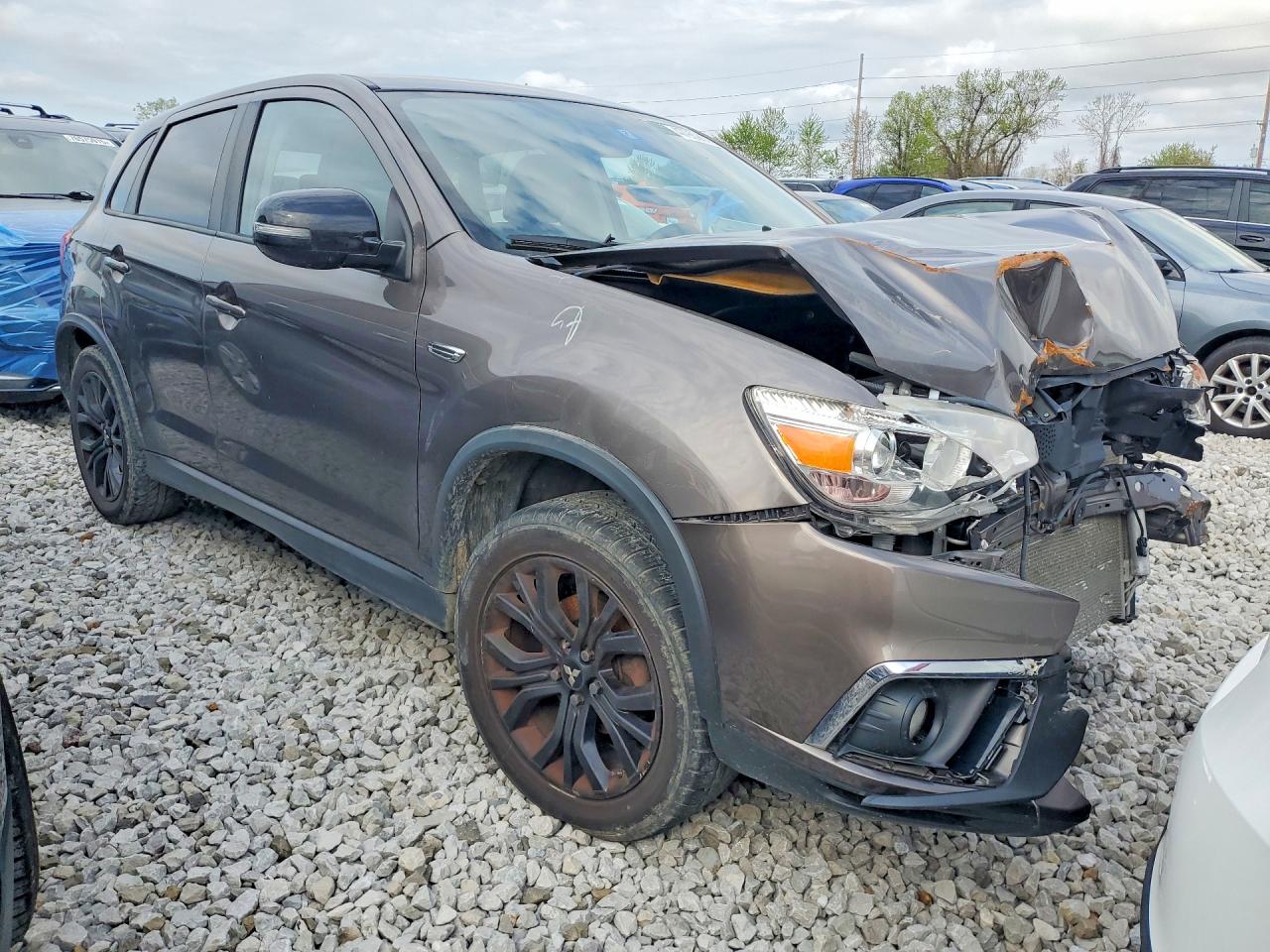 MITSUBISHI OUTLANDER SPORT 2018 — 5