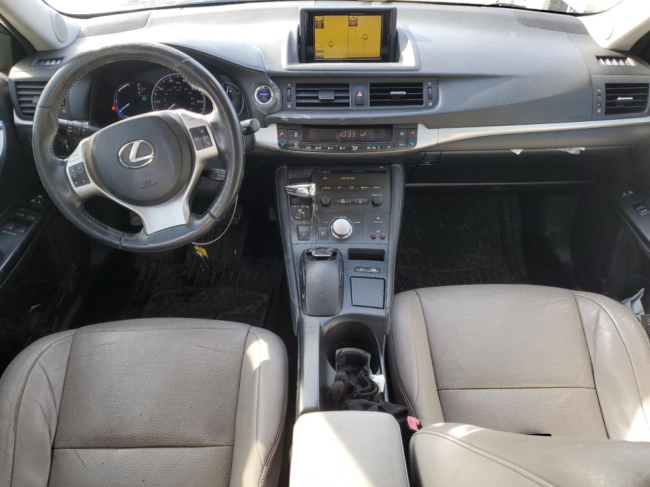 LEXUS CT 200H 2011 — 9