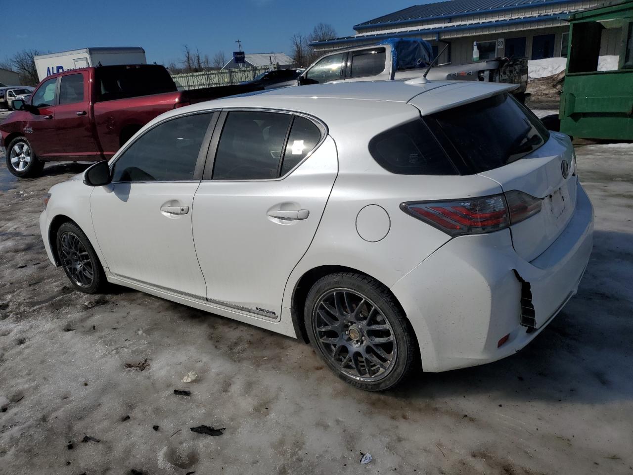 LEXUS CT 200H 2011 — 3