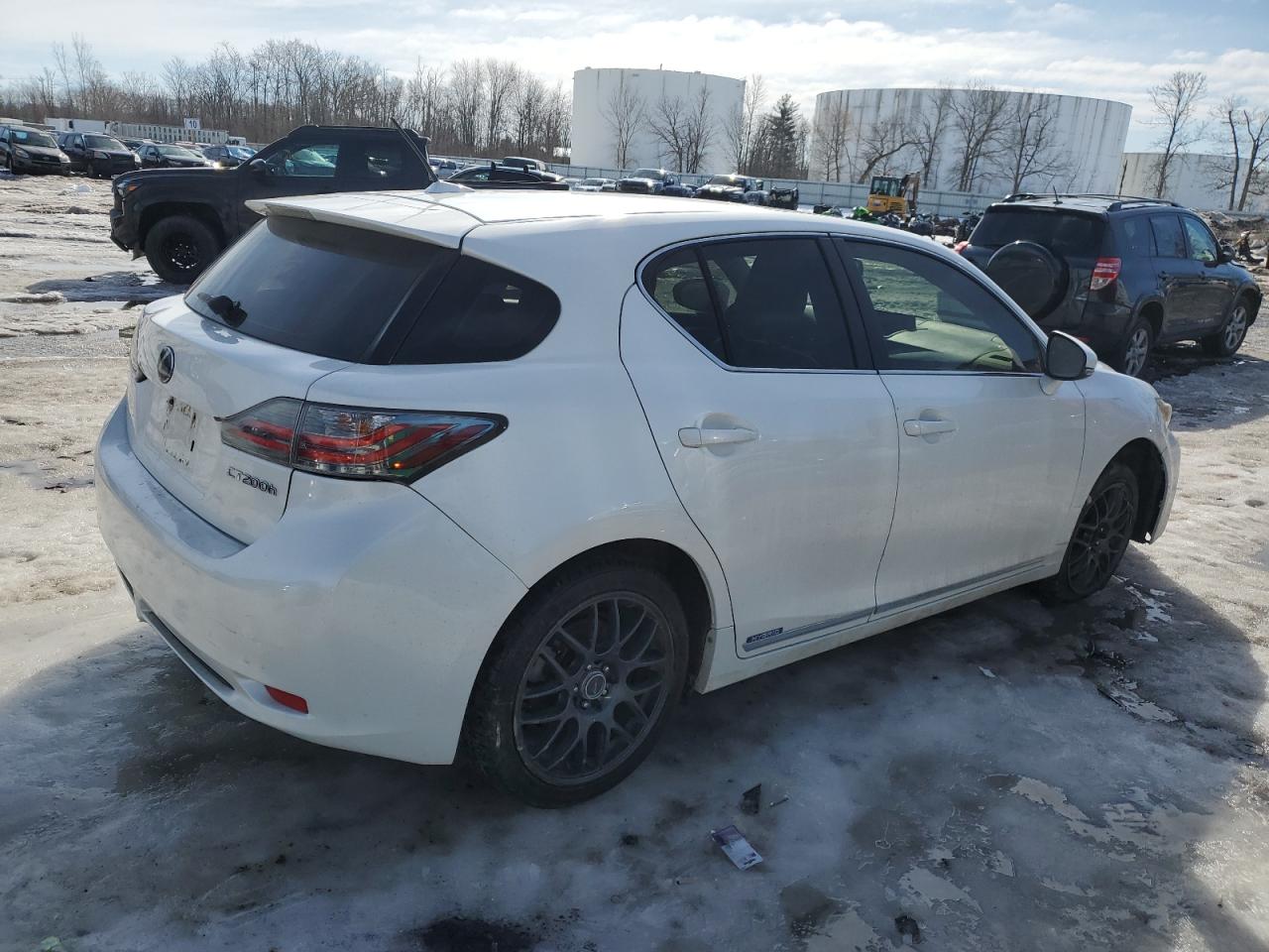 LEXUS CT 200H 2011 — 4