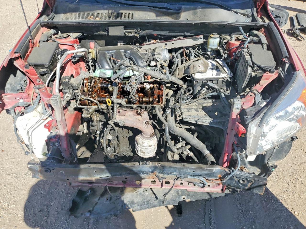 TOYOTA RAV4 2006 — 12