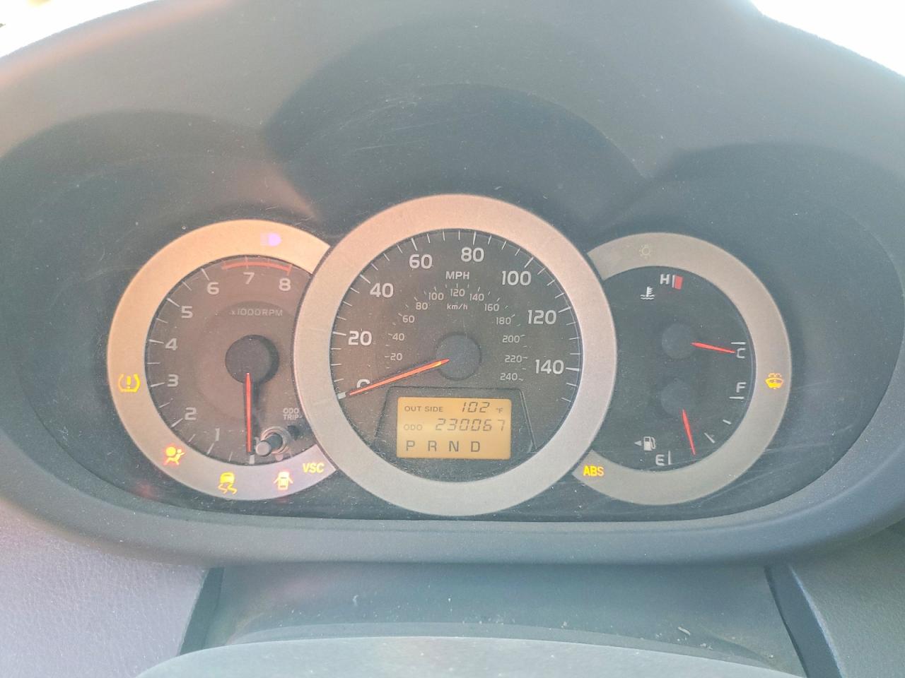 TOYOTA RAV4 2006 — 10
