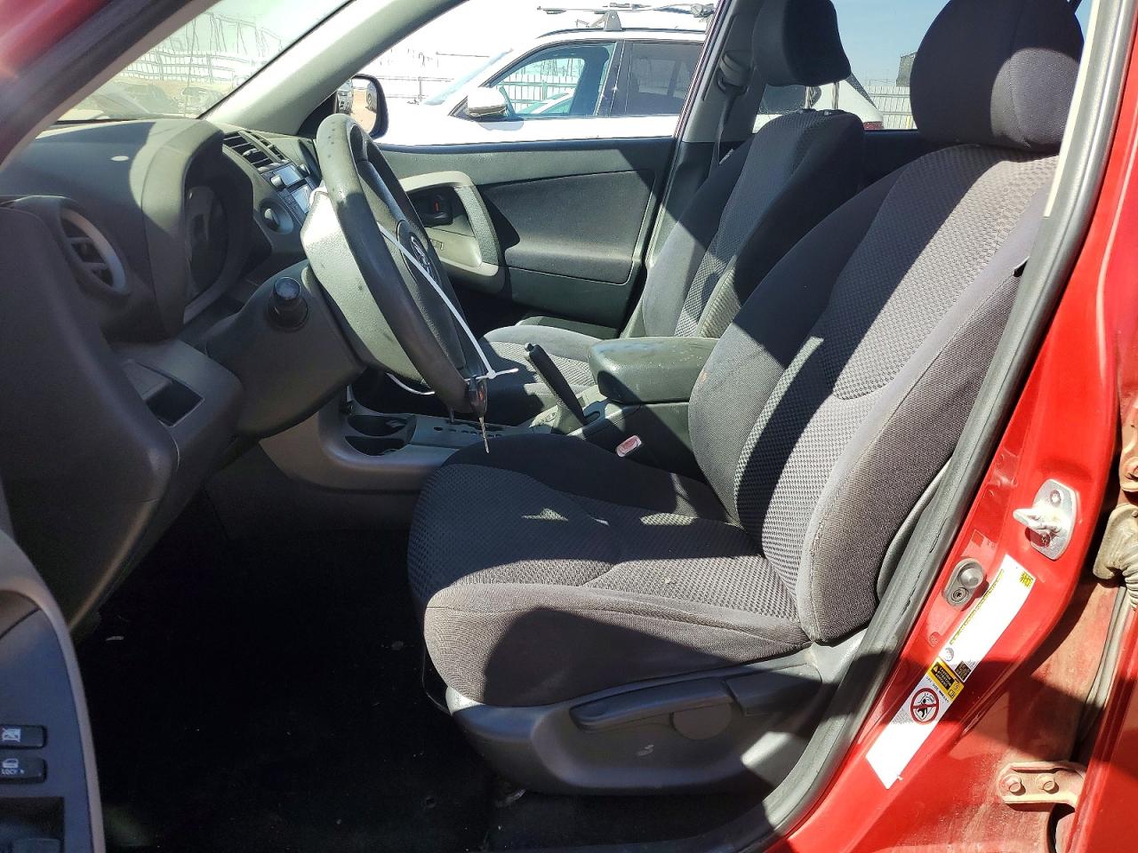 TOYOTA RAV4 2006 — 8