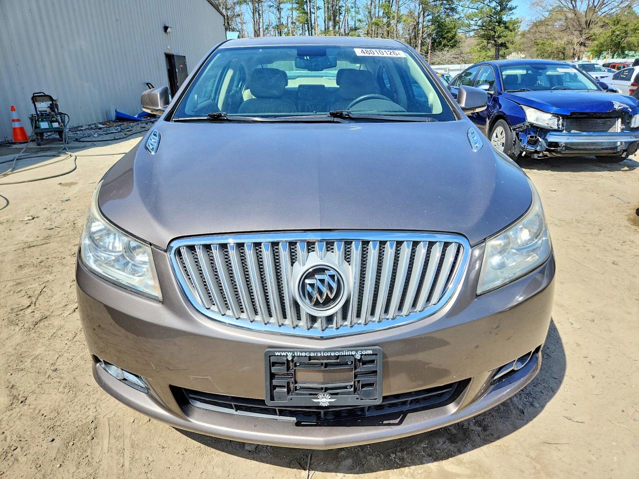 BUICK LACROSSE 2011 — 6