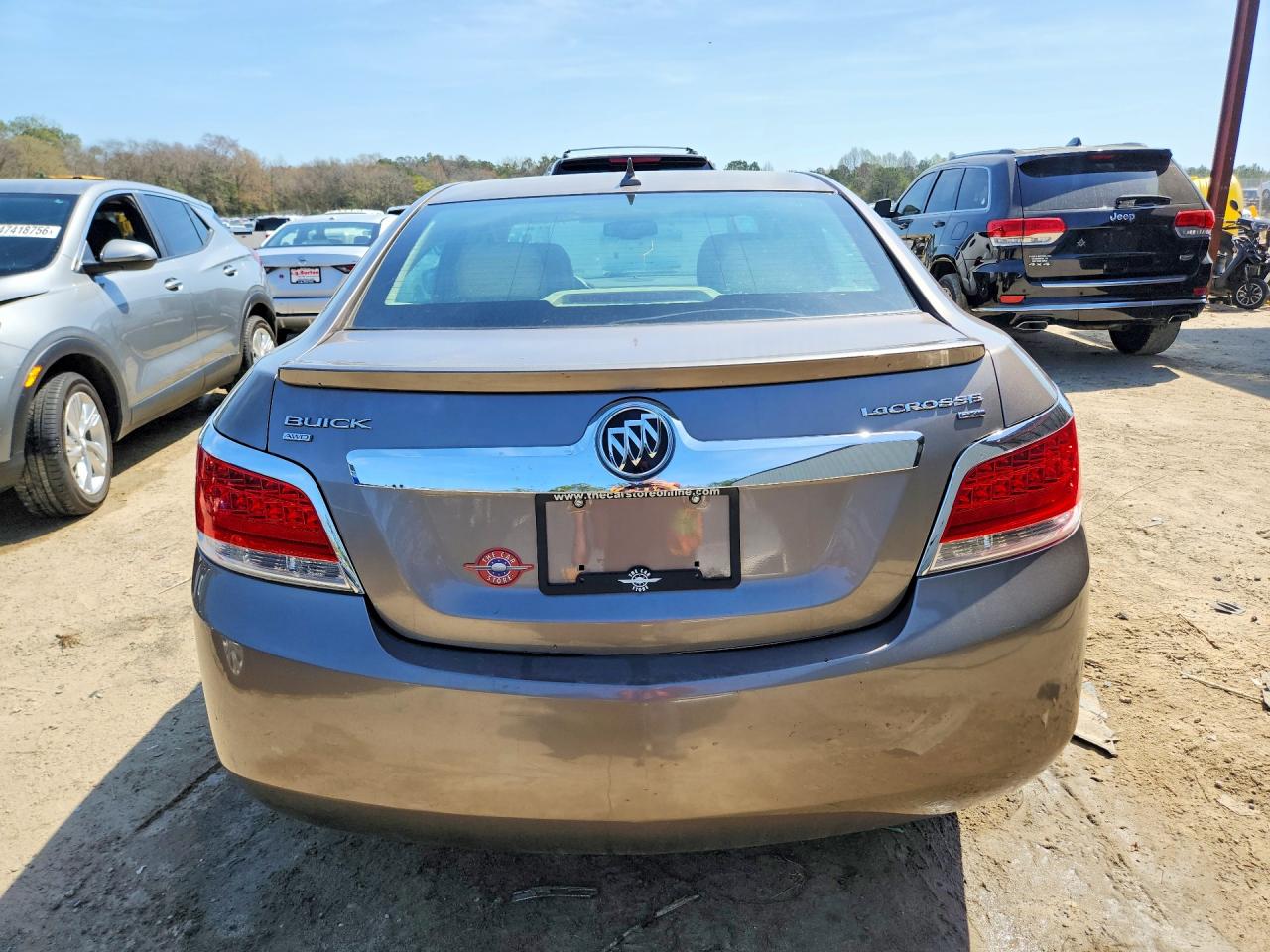 BUICK LACROSSE 2011 — 7