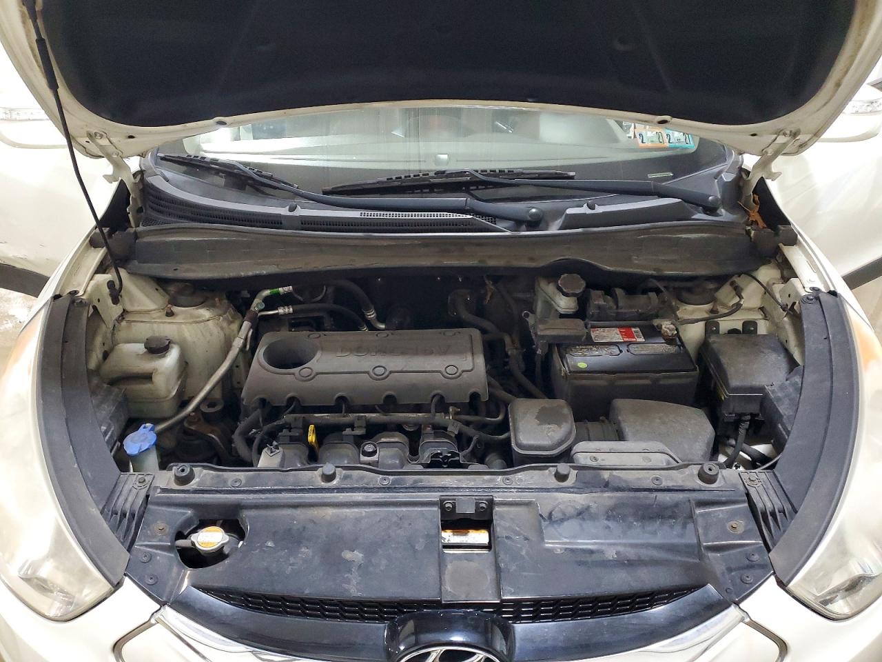HYUNDAI TUCSON 2012 — 13