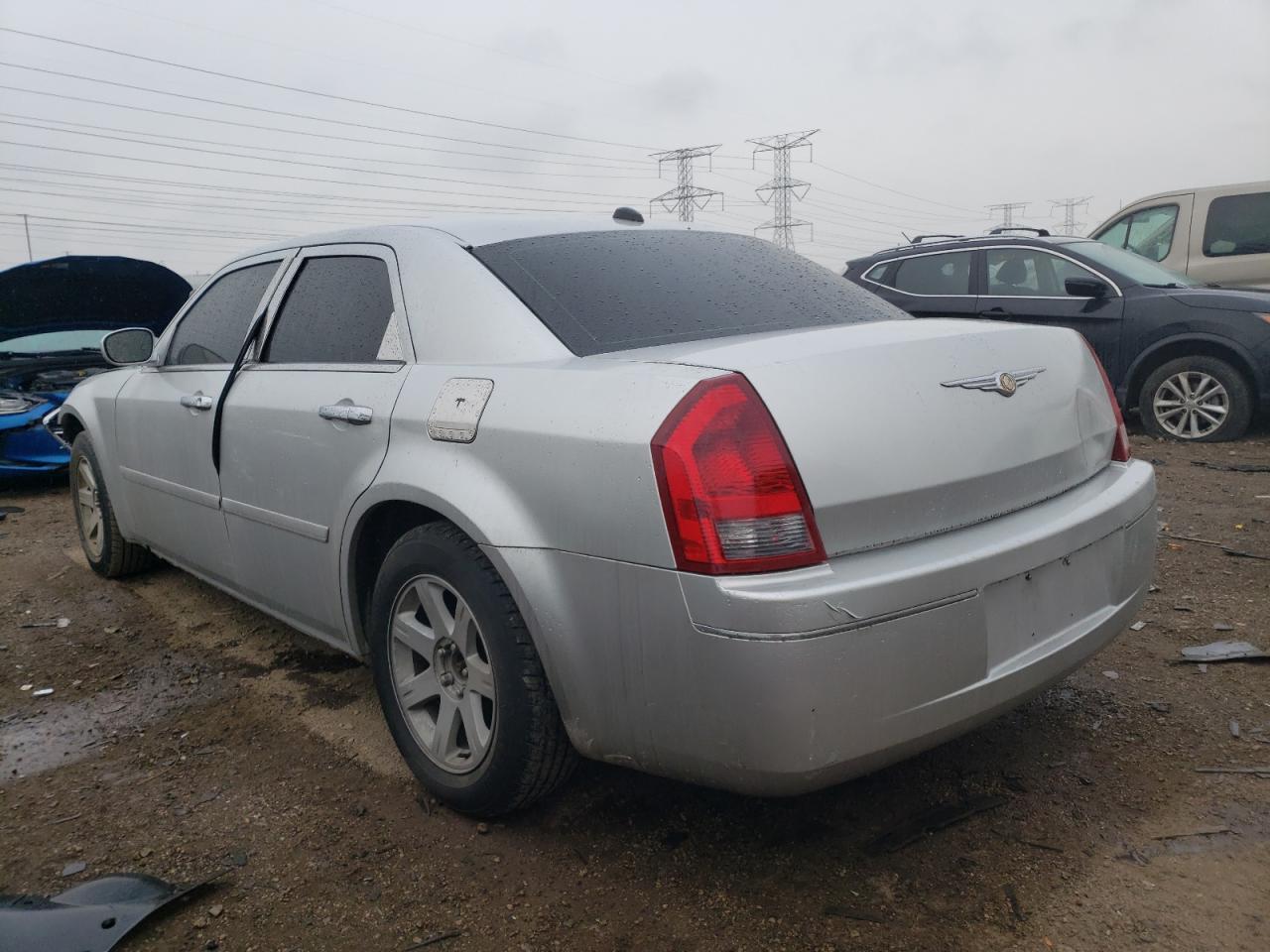 CHRYSLER 300 2005 — 3