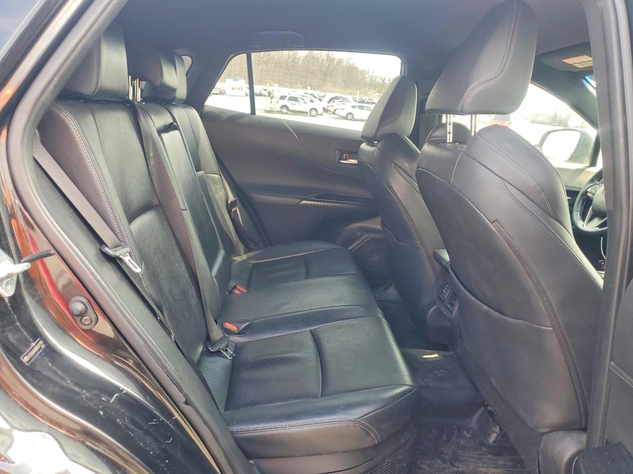 TOYOTA VENZA 2021 — 12