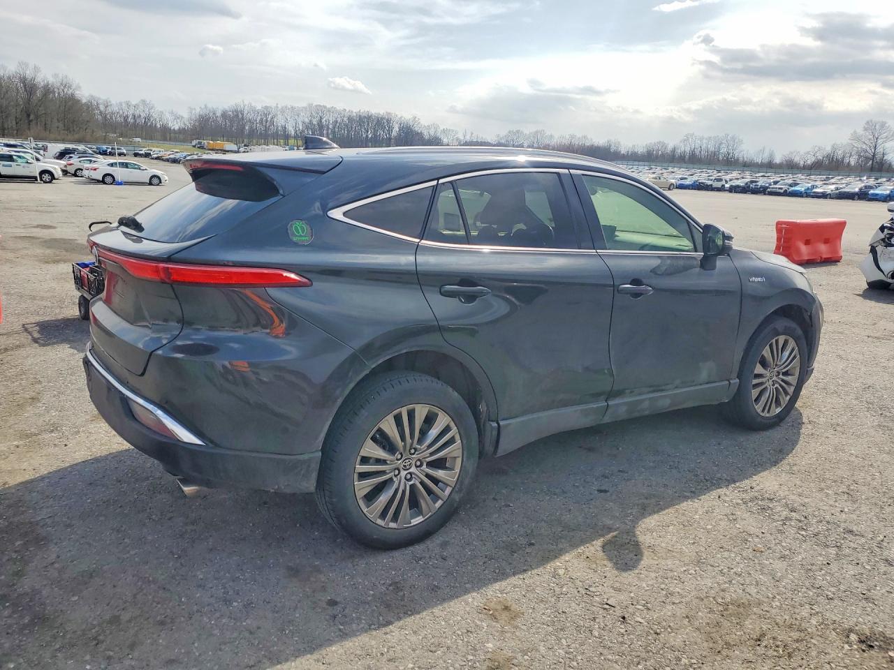 TOYOTA VENZA 2021 — 4
