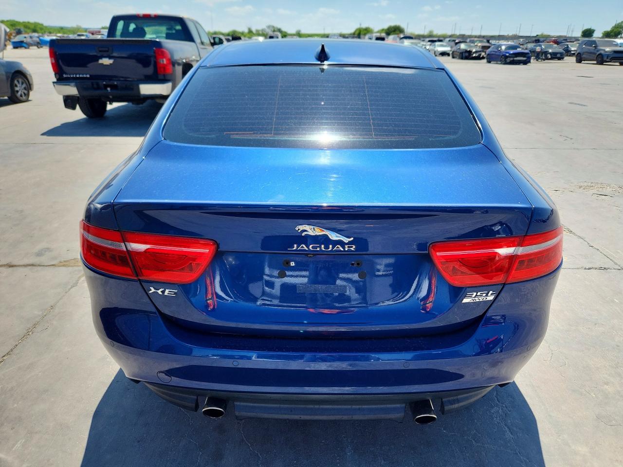 JAGUAR XE 2017 — 7
