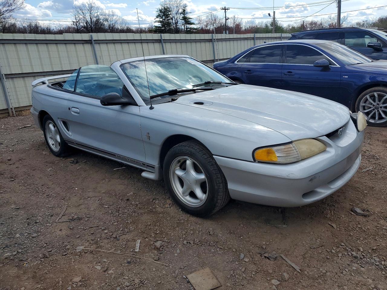 FORD MUSTANG 1998 — 5